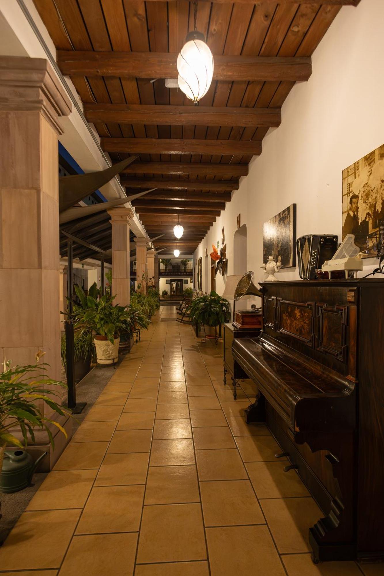 Hotel-Boutique La Casa De Los Recuerdos Zitacuaro Exterior photo